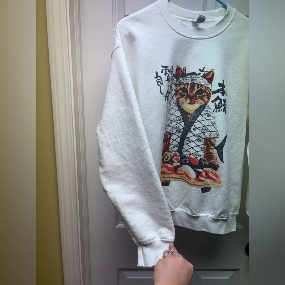 White Graphic Cat Sweatshirt | Japanese Art Print | Size M - Picture 4 of 8